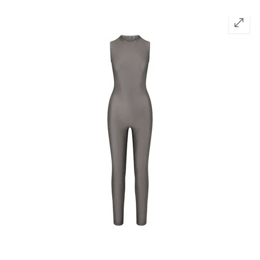 SKIMS Shine Spandex Jersey Catsuit in Gray Chalk Size XL Flattering Snatched - Picture 8 of 8